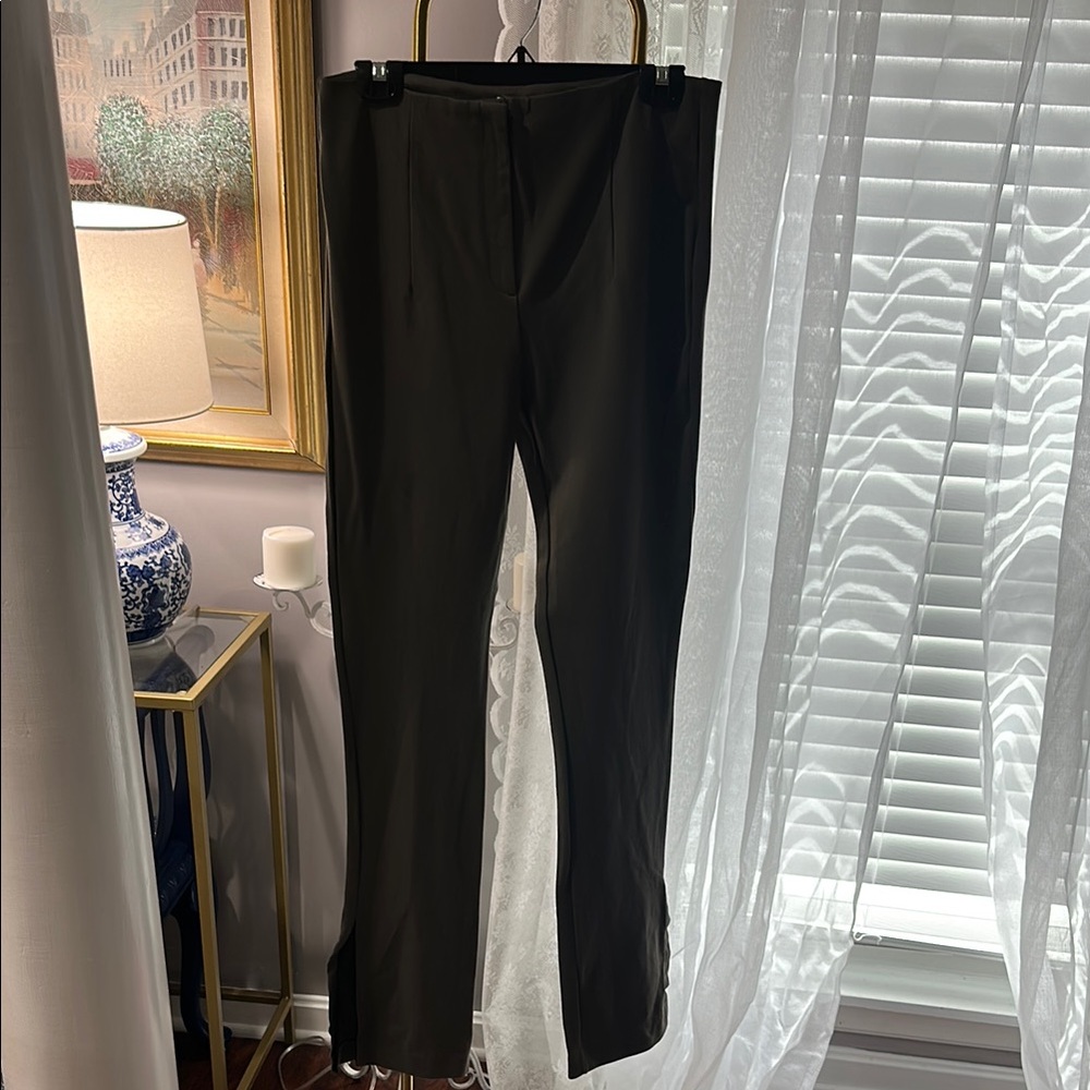 NWOT Zara Dark Green Women's Pants